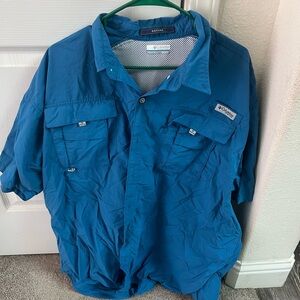 Columbia Men's Blue Short Sleeve Shirt